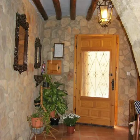 Casas Santos Y Tolta Loarre